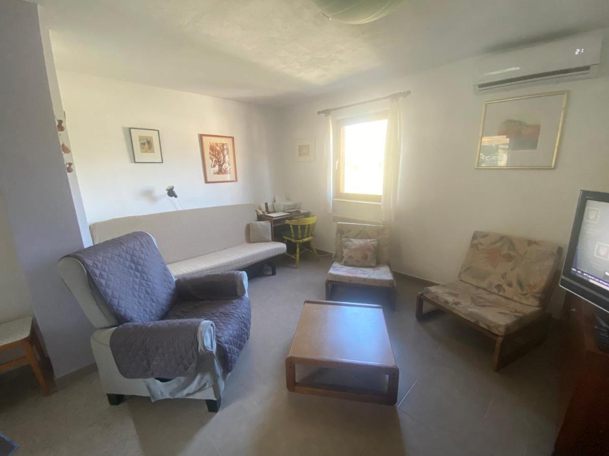 Apartman Silna Your New Home With Terrace And Garden Bobovisca エクステリア 写真